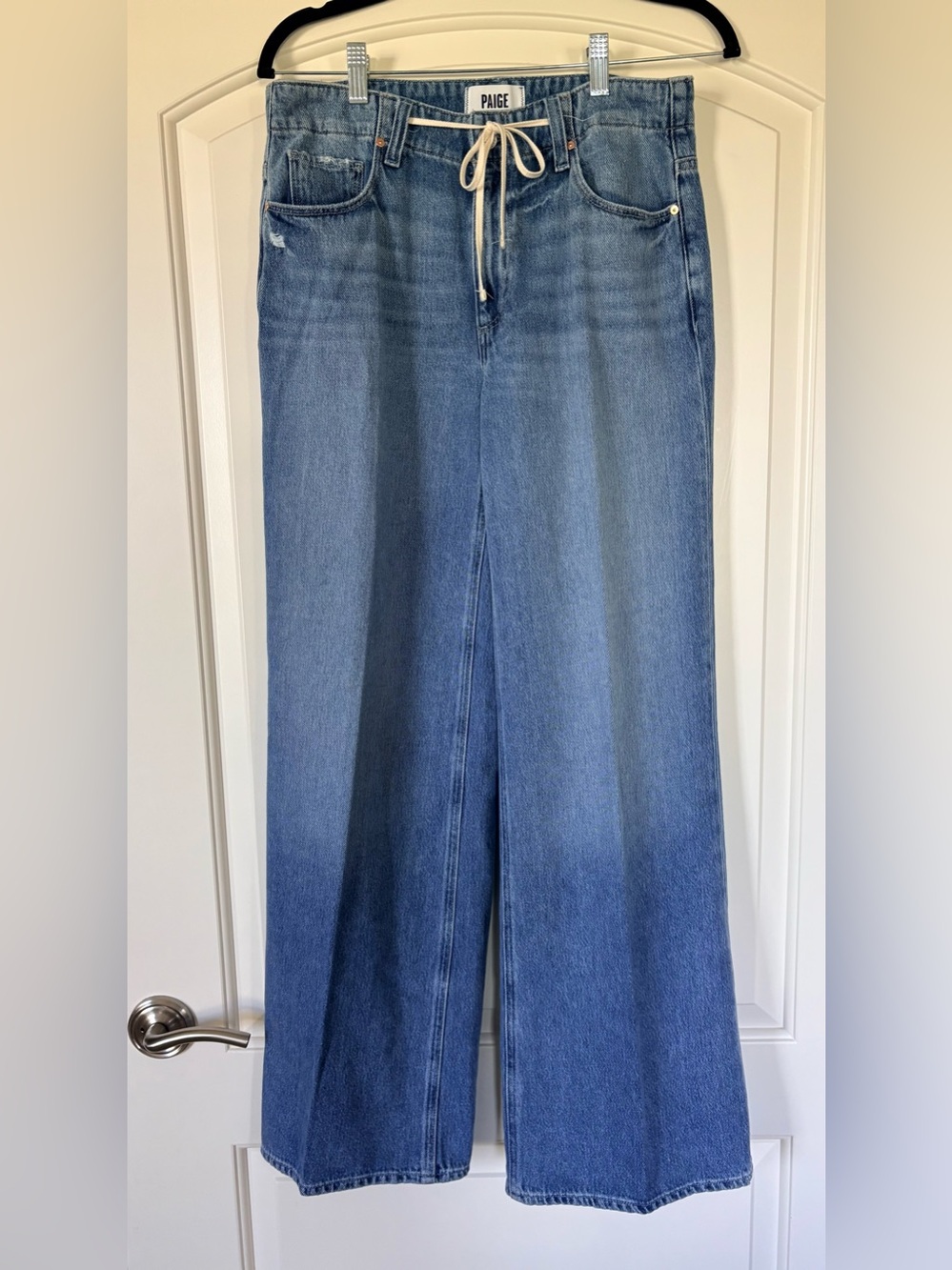 PAIGE Wide-Leg High-Rise Jeans in Medium Blue Wash